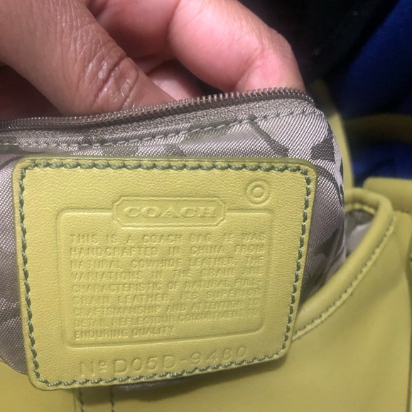 Coach purse - Picture 5 of 6